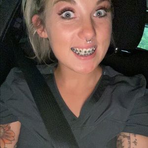 Meet your Posher, Tiffany